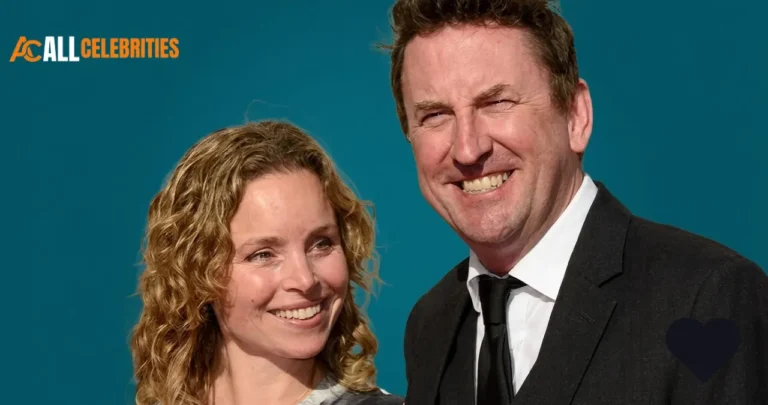 Lee Mack Wife